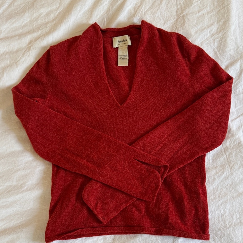 Neiman Marcus Deep Red V-Neck Cashmere Blend Sweater
